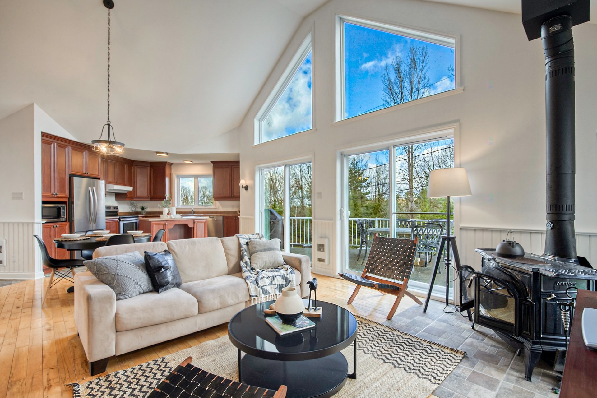 









120


Ch. Thibault

,
Sutton,




QC
J0E2K0

