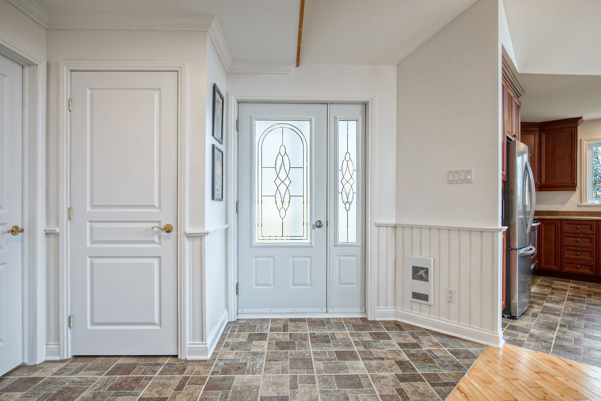 









120


Ch. Thibault

,
Sutton,




QC
J0E2K0

