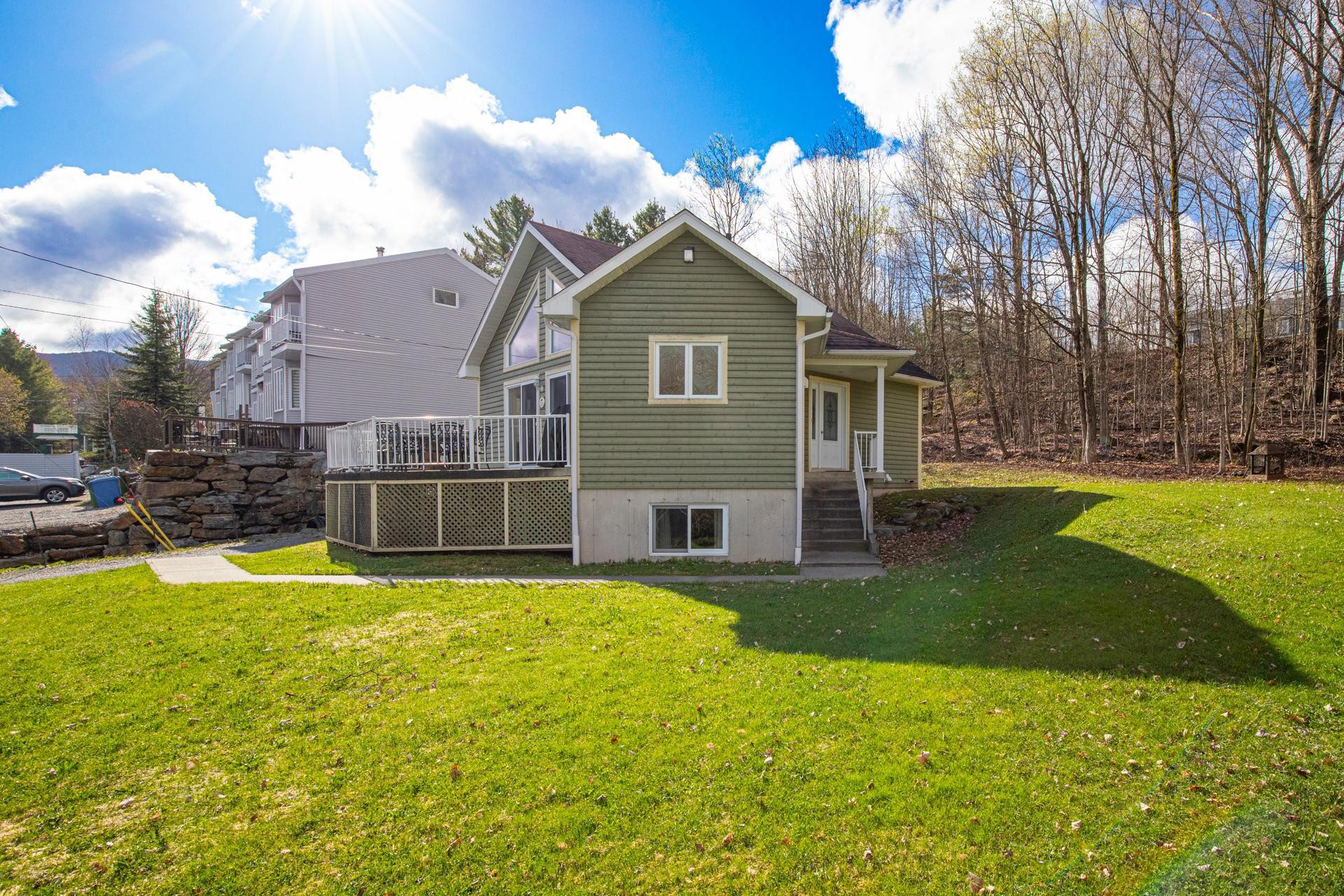 









120


Ch. Thibault

,
Sutton,




QC
J0E2K0

