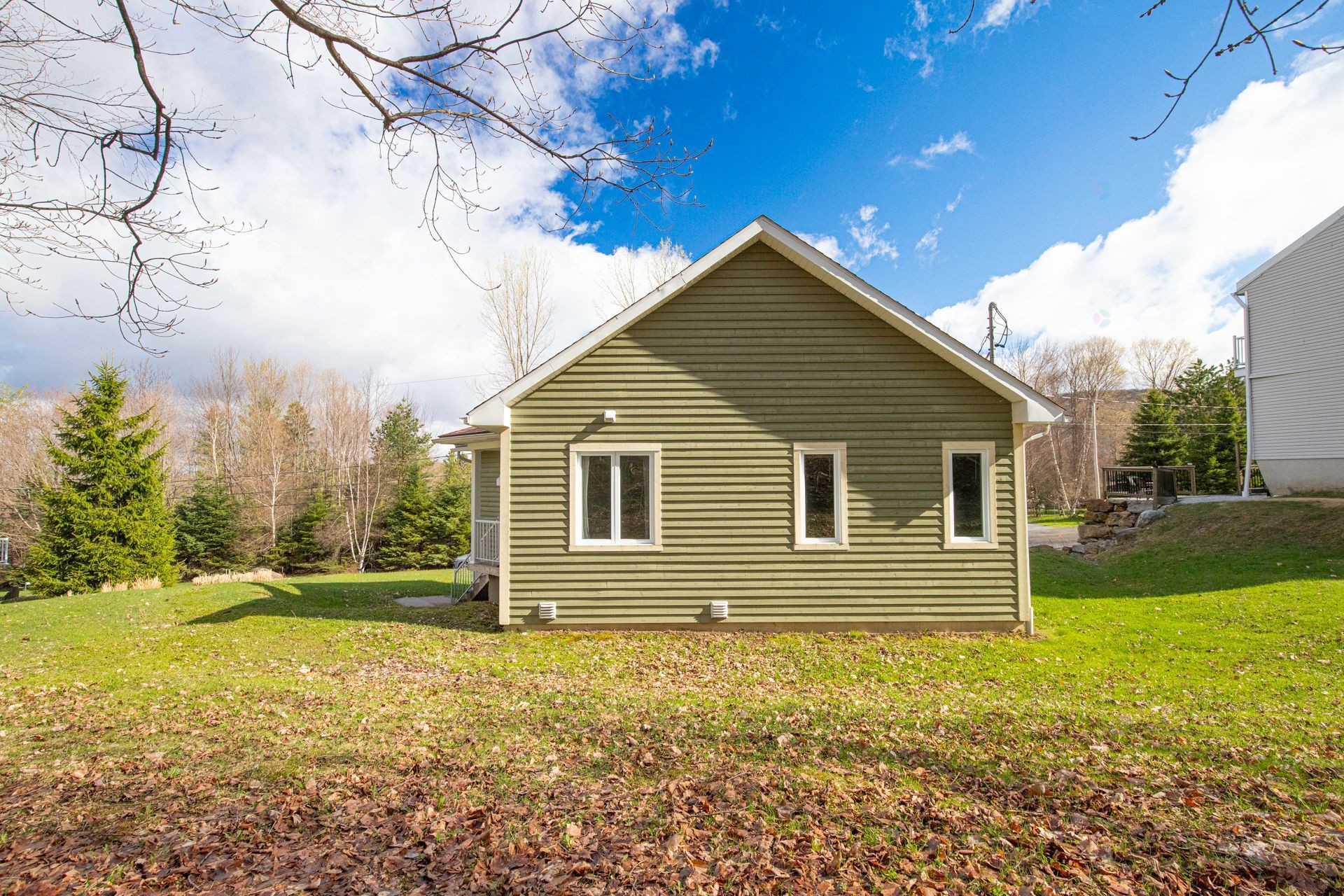 









120


Ch. Thibault

,
Sutton,




QC
J0E2K0

