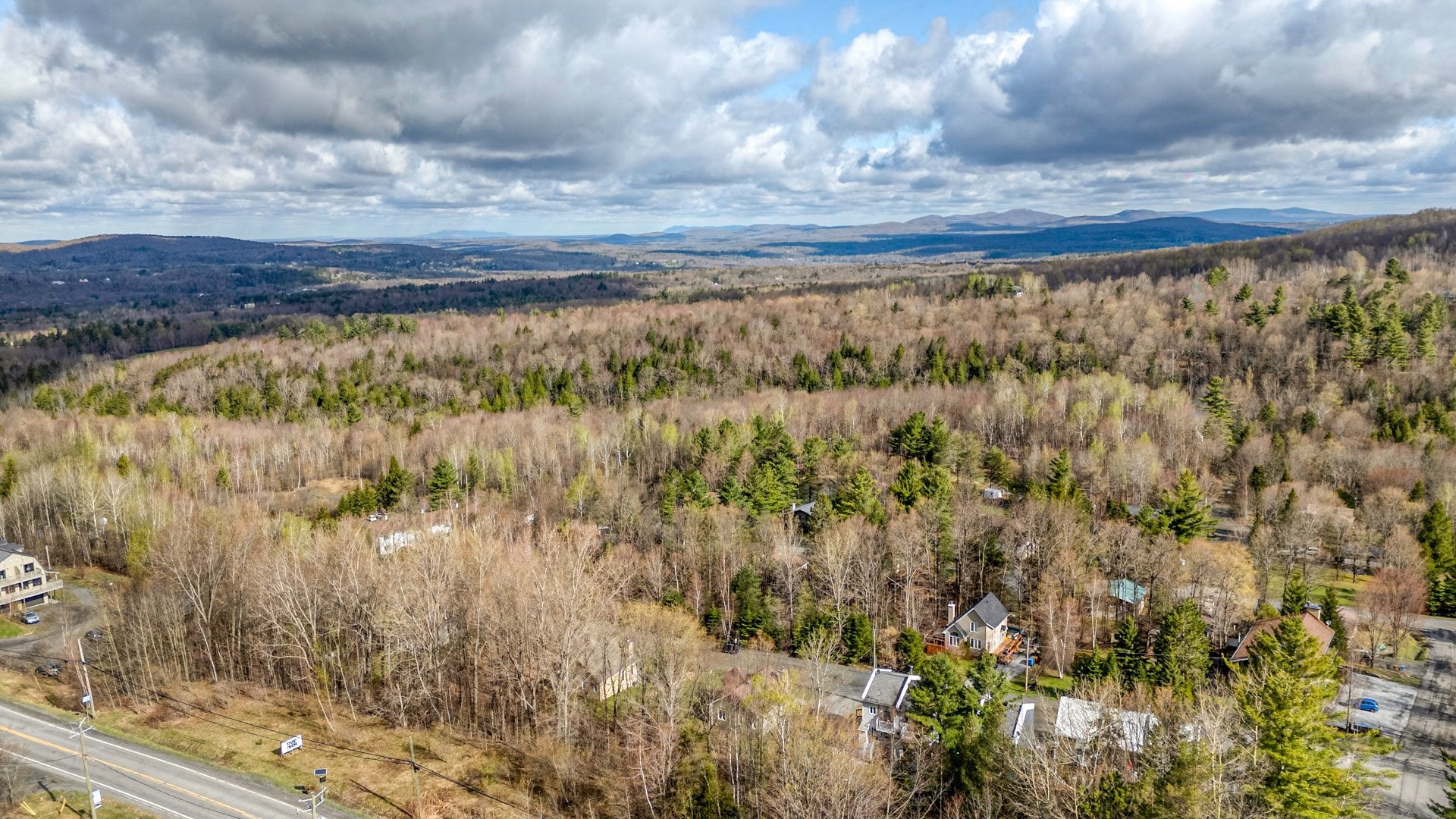 









120


Ch. Thibault

,
Sutton,




QC
J0E2K0

