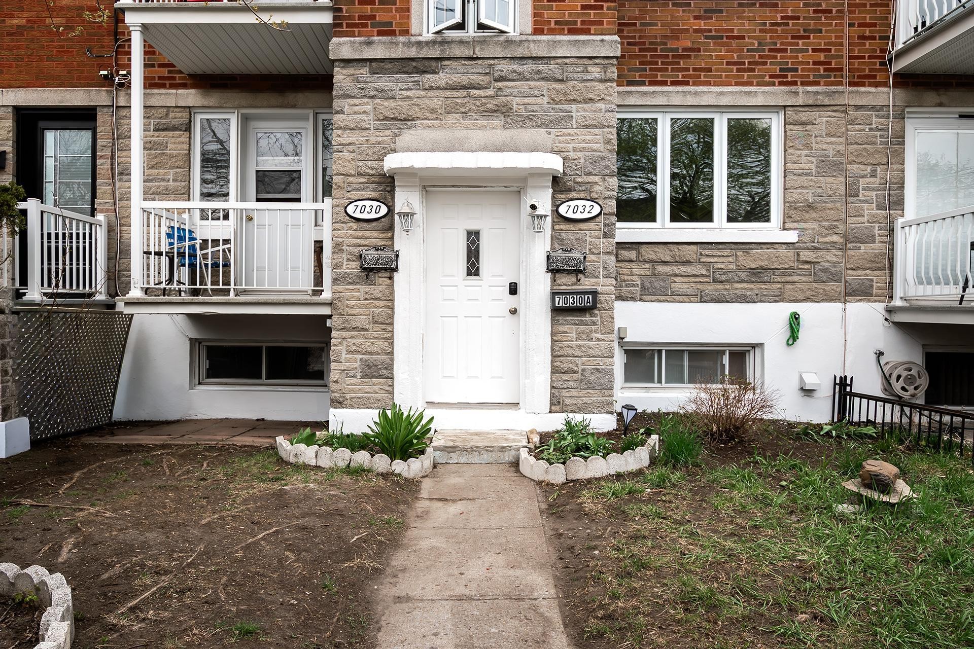 









7032


Rue Lacroix

,
Montréal (Le Sud-Ouest),




QC
H4E2V3

