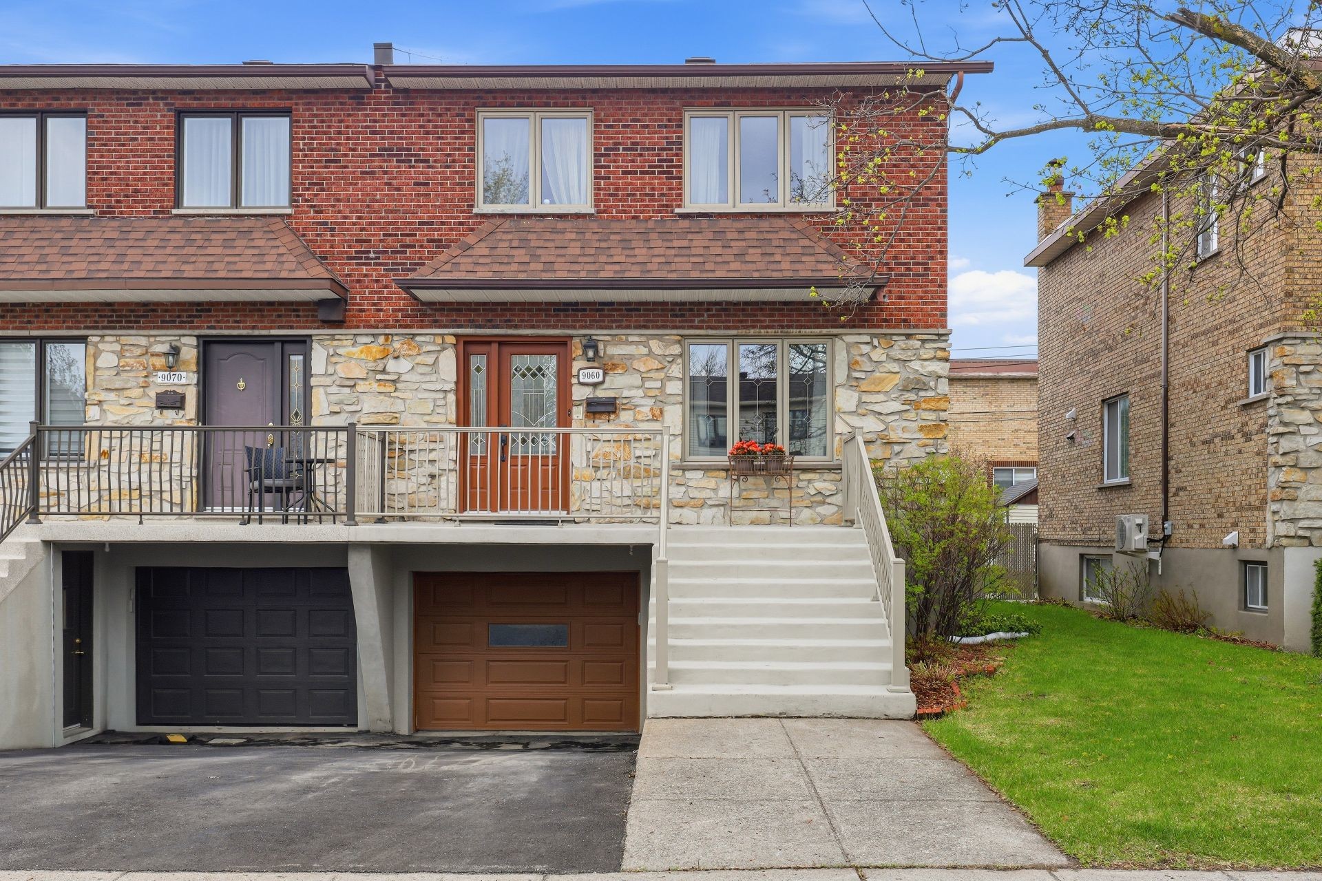 









9060


Rue d'Anjou

,
Montréal (Mercier/Hochelaga-Maisonneuve),




QC
H1K4N5

