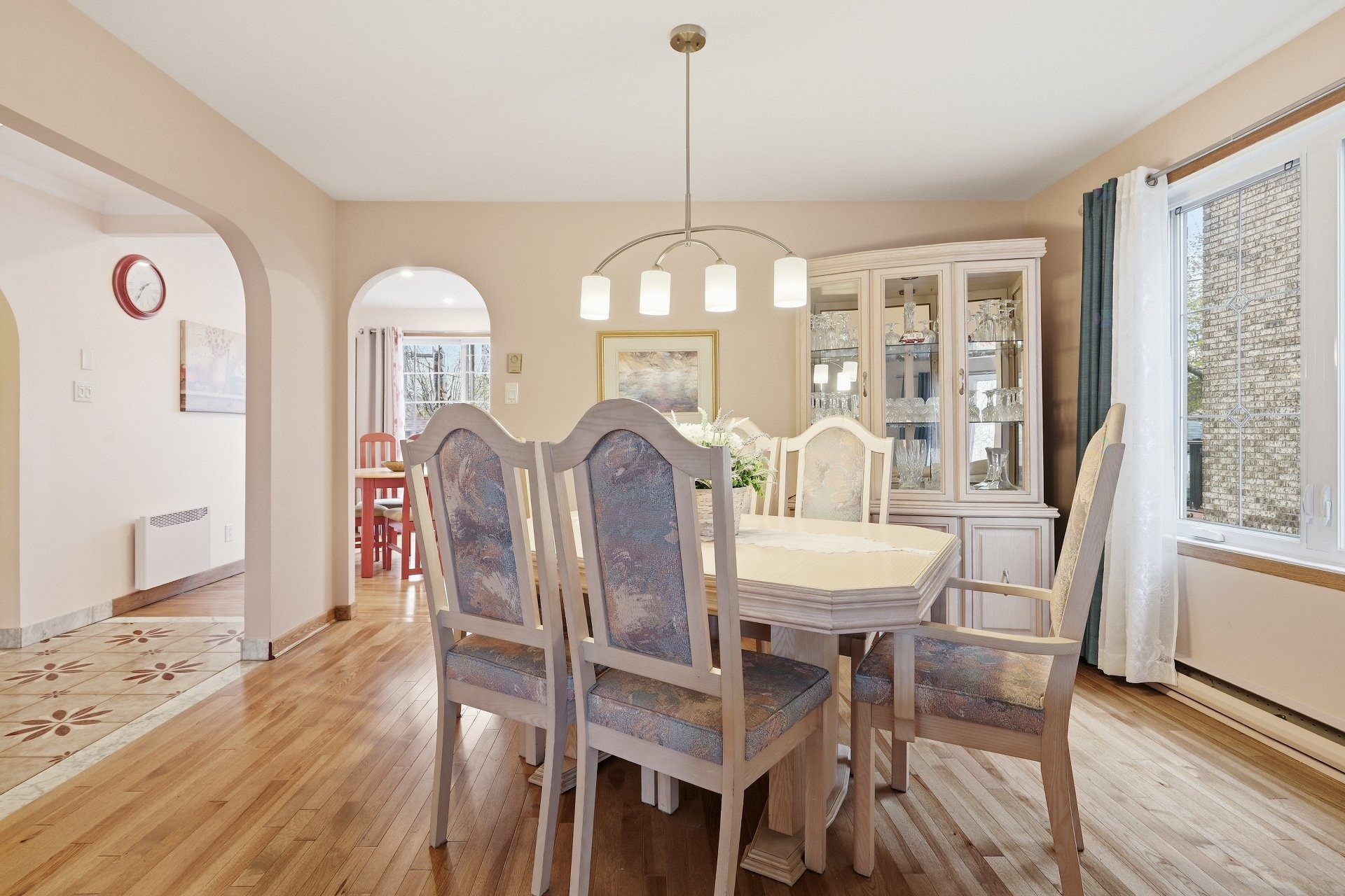 









9060


Rue d'Anjou

,
Montréal (Mercier/Hochelaga-Maisonneuve),




QC
H1K4N5

