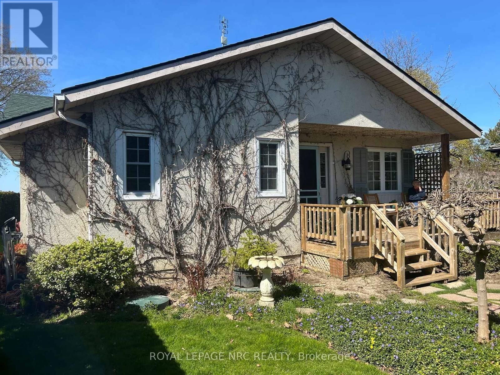 












12 FIRELANE   2B,  R.R.#3 ROAD W

,
Niagara-on-the-Lake,




Ontario
L0S1J0

