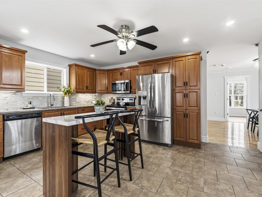 












3175 Micmac Street

,
Halifax,




NS
B3L 3W3

