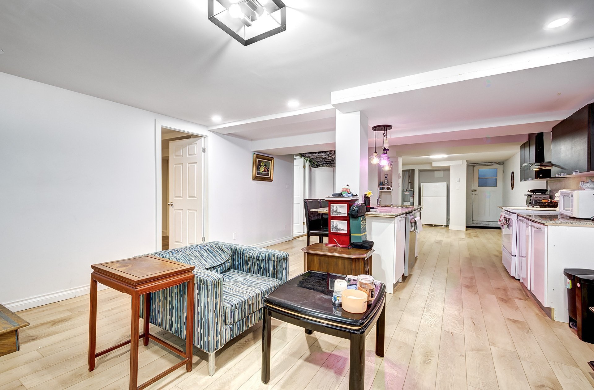 









7030

 - 7030A


Rue Lacroix

,
Montréal (Le Sud-Ouest),




QC
H4E2V3

