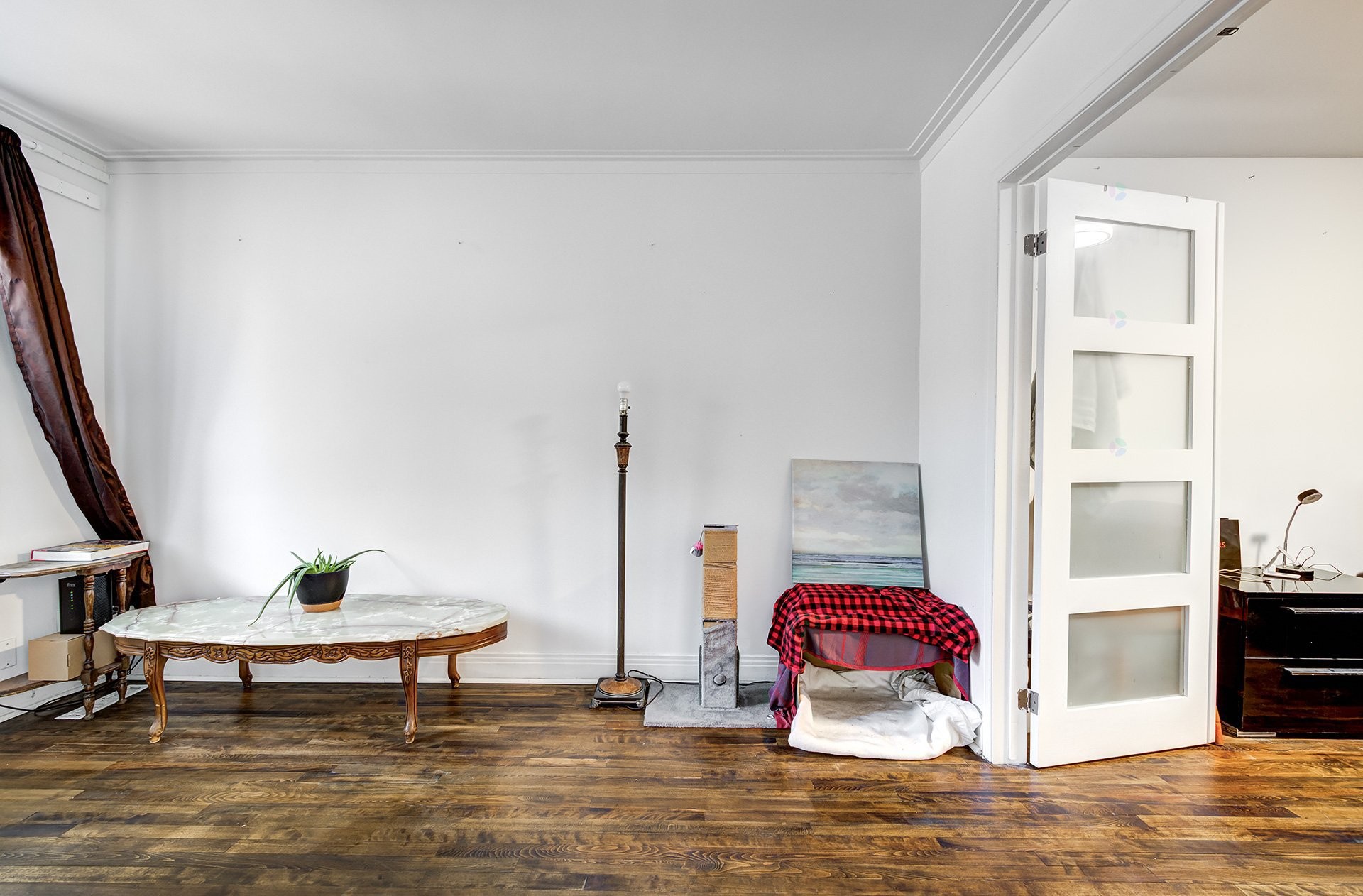 









7030

 - 7030A


Rue Lacroix

,
Montréal (Le Sud-Ouest),




QC
H4E2V3

