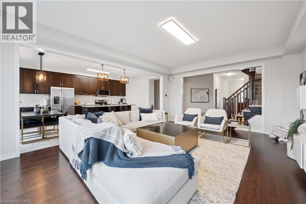 












87 RIDGE Road

,
Cambridge,




Ontario
N3E0C6

