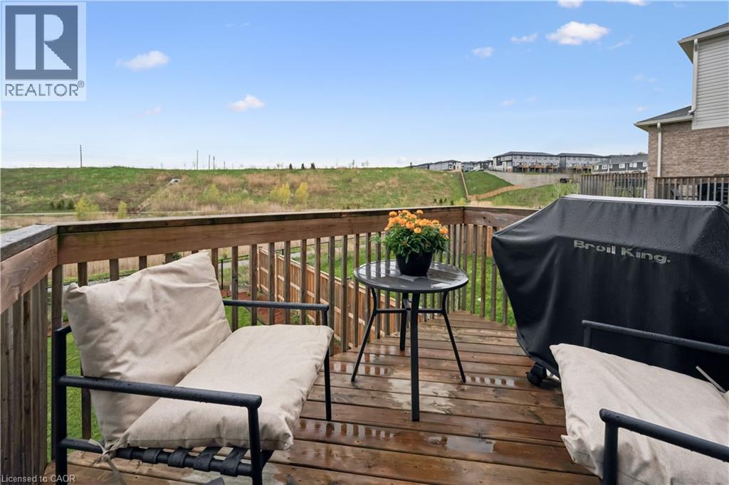 












87 RIDGE Road

,
Cambridge,




Ontario
N3E0C6

