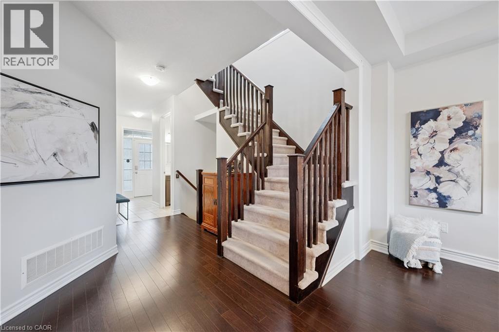 












87 RIDGE Road

,
Cambridge,




Ontario
N3E0C6

