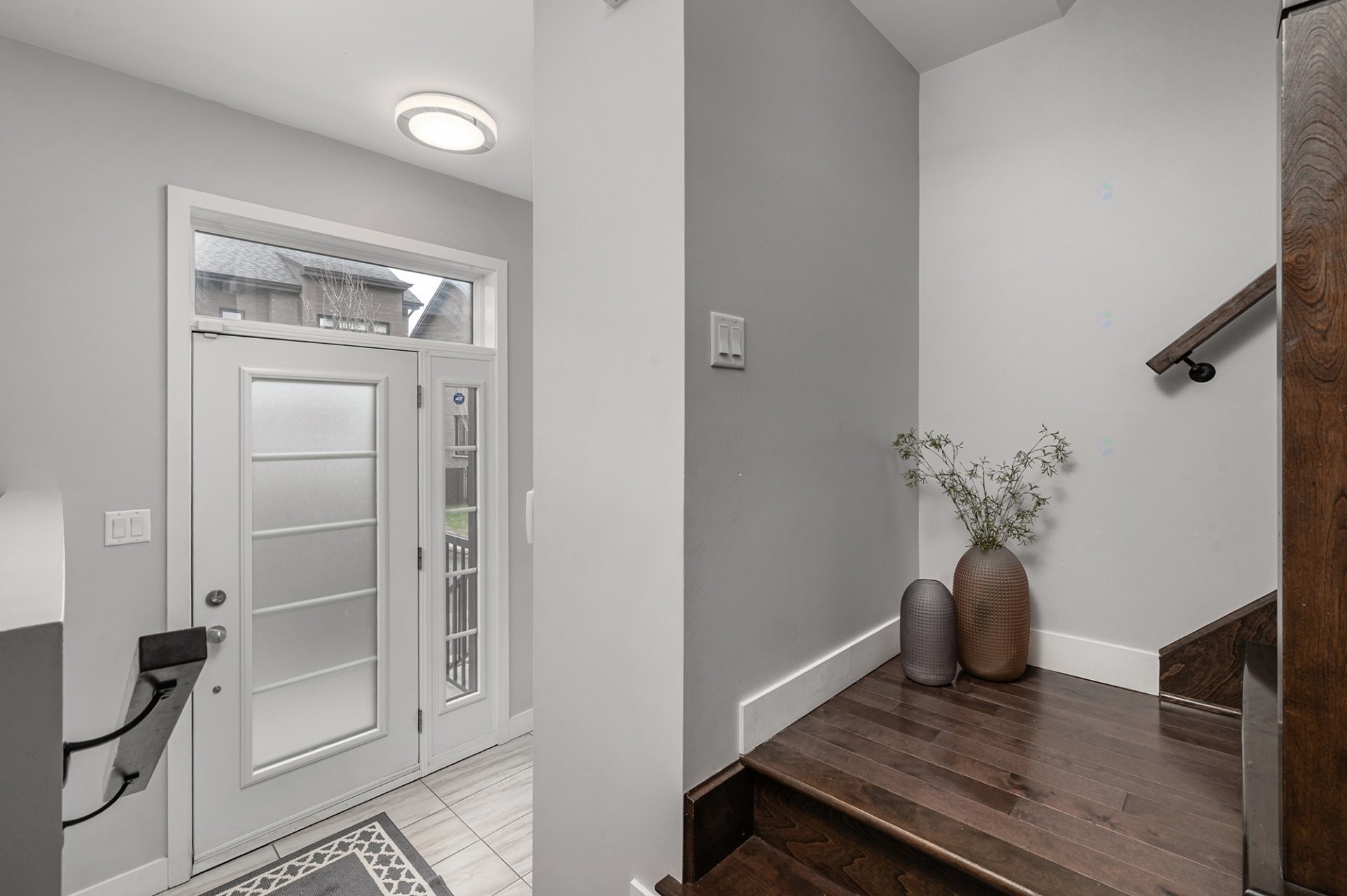 









273Z


Rue du Grenadier

,
Saint-Constant,




QC
J5A0L1

