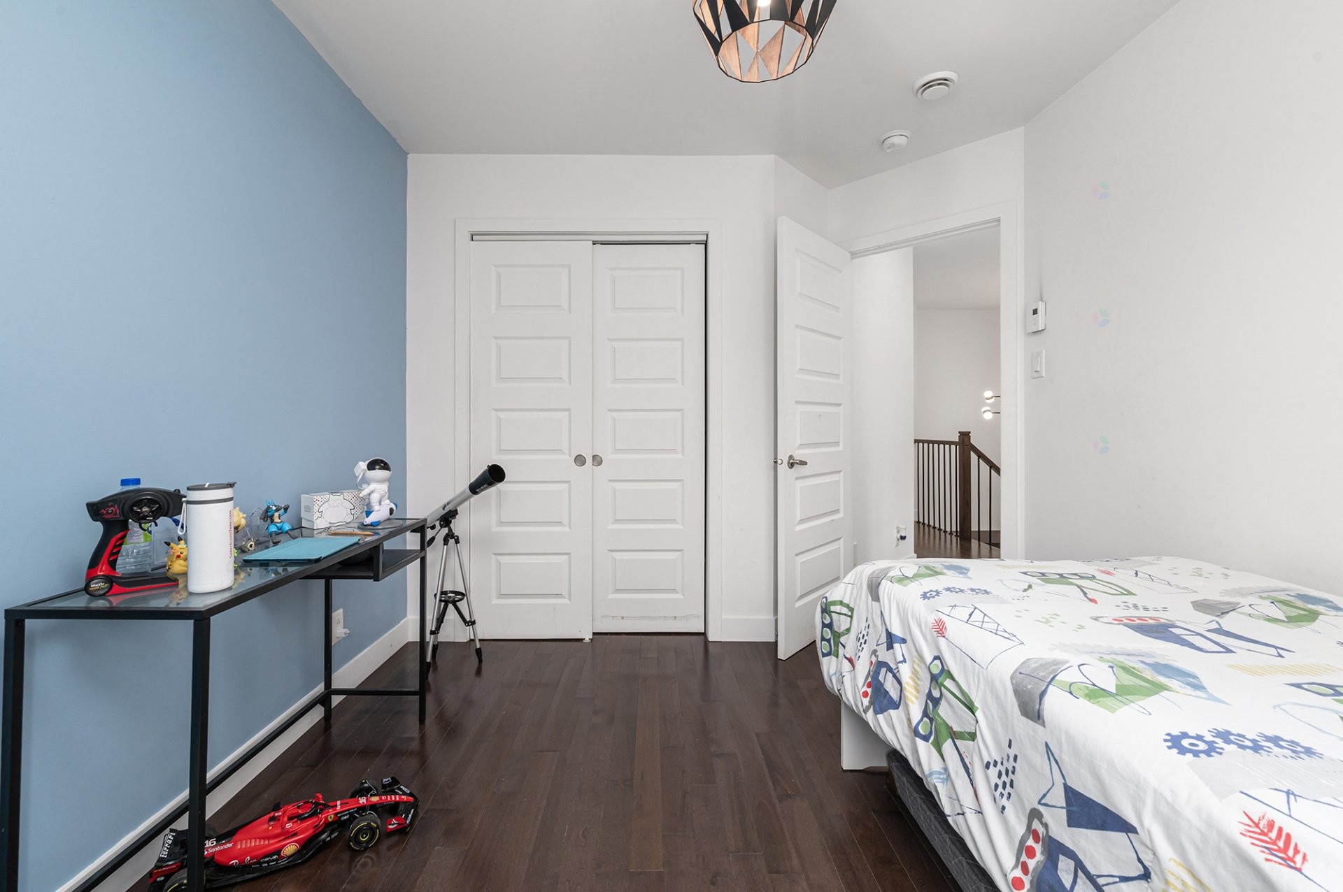 









273Z


Rue du Grenadier

,
Saint-Constant,




QC
J5A0L1

