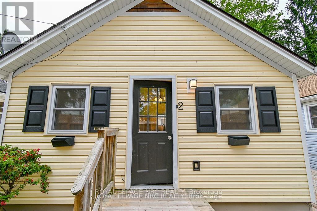 












387 ELMWOOD AVENUE

,
Fort Erie (Crystal Beach),




Ontario
L0S1B0

