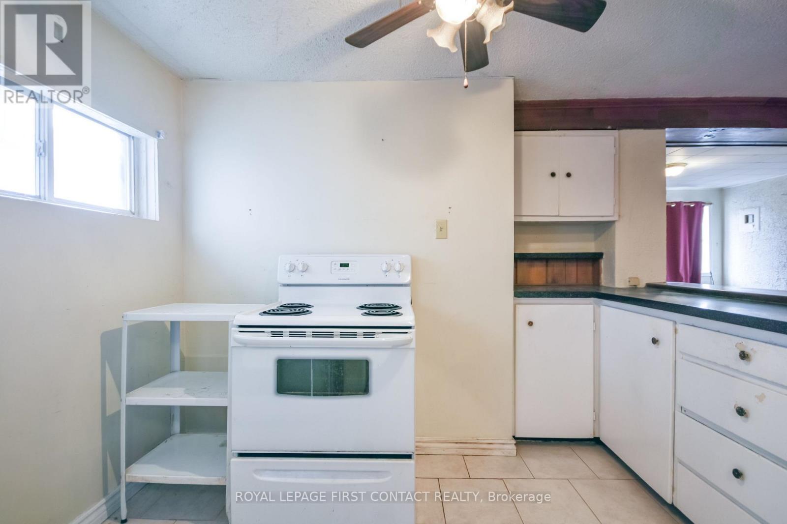 












3071 MOSLEY STREET

,
Wasaga Beach,




Ontario
L9Z1W7

