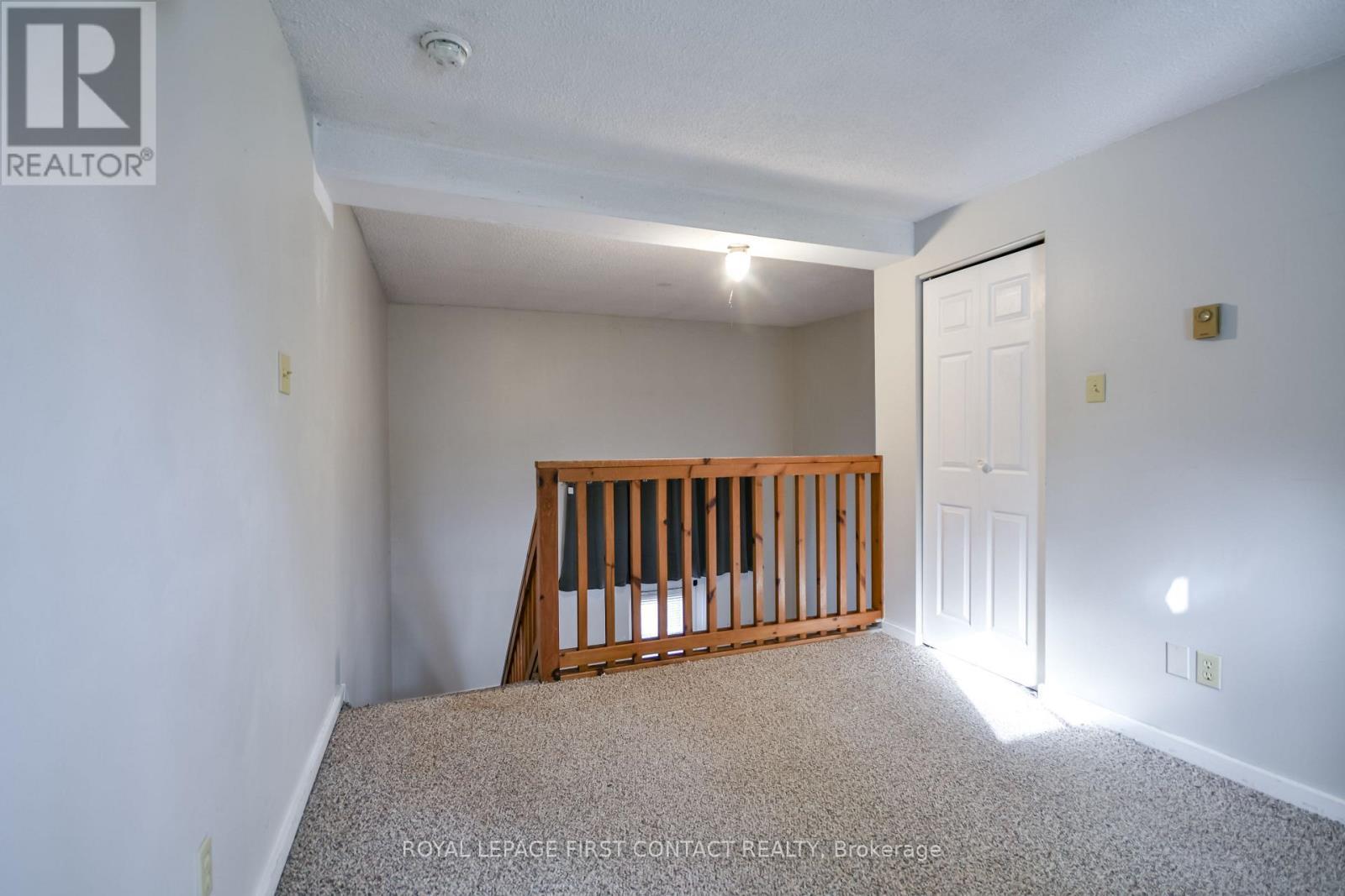 












3071 MOSLEY STREET

,
Wasaga Beach,




Ontario
L9Z1W7

