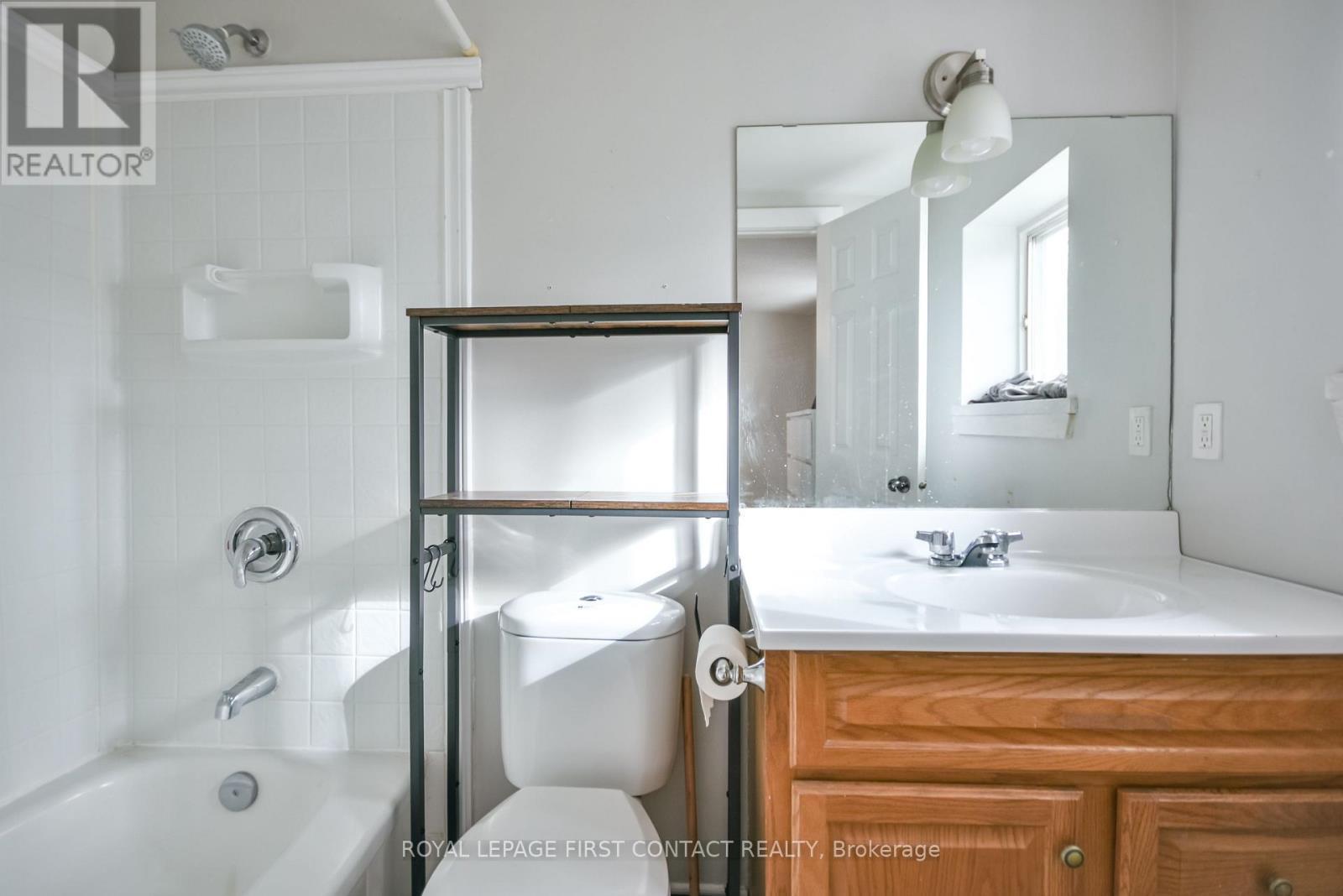 












3071 MOSLEY STREET

,
Wasaga Beach,




Ontario
L9Z1W7

