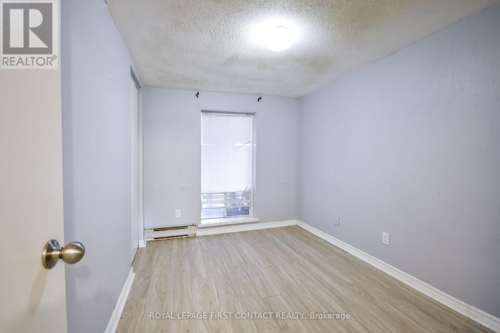 












3071 MOSLEY STREET

,
Wasaga Beach,




Ontario
L9Z1W7


