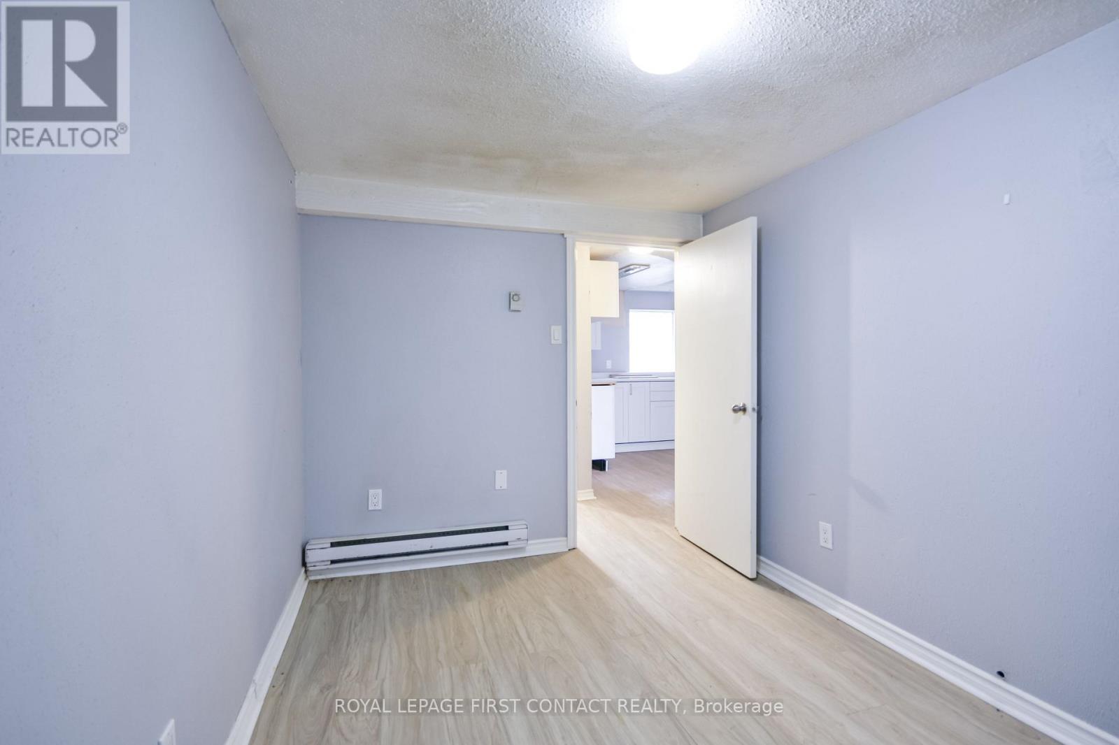 












3071 MOSLEY STREET

,
Wasaga Beach,




Ontario
L9Z1W7


