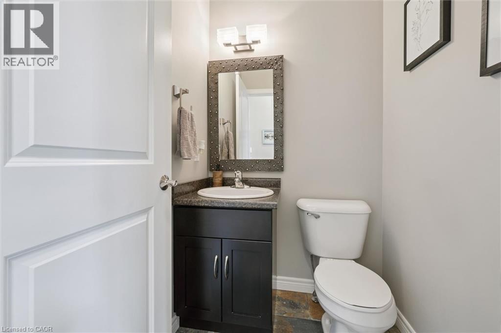 












24 POPHAM Drive

,
Guelph,




Ontario
N1E0B8

