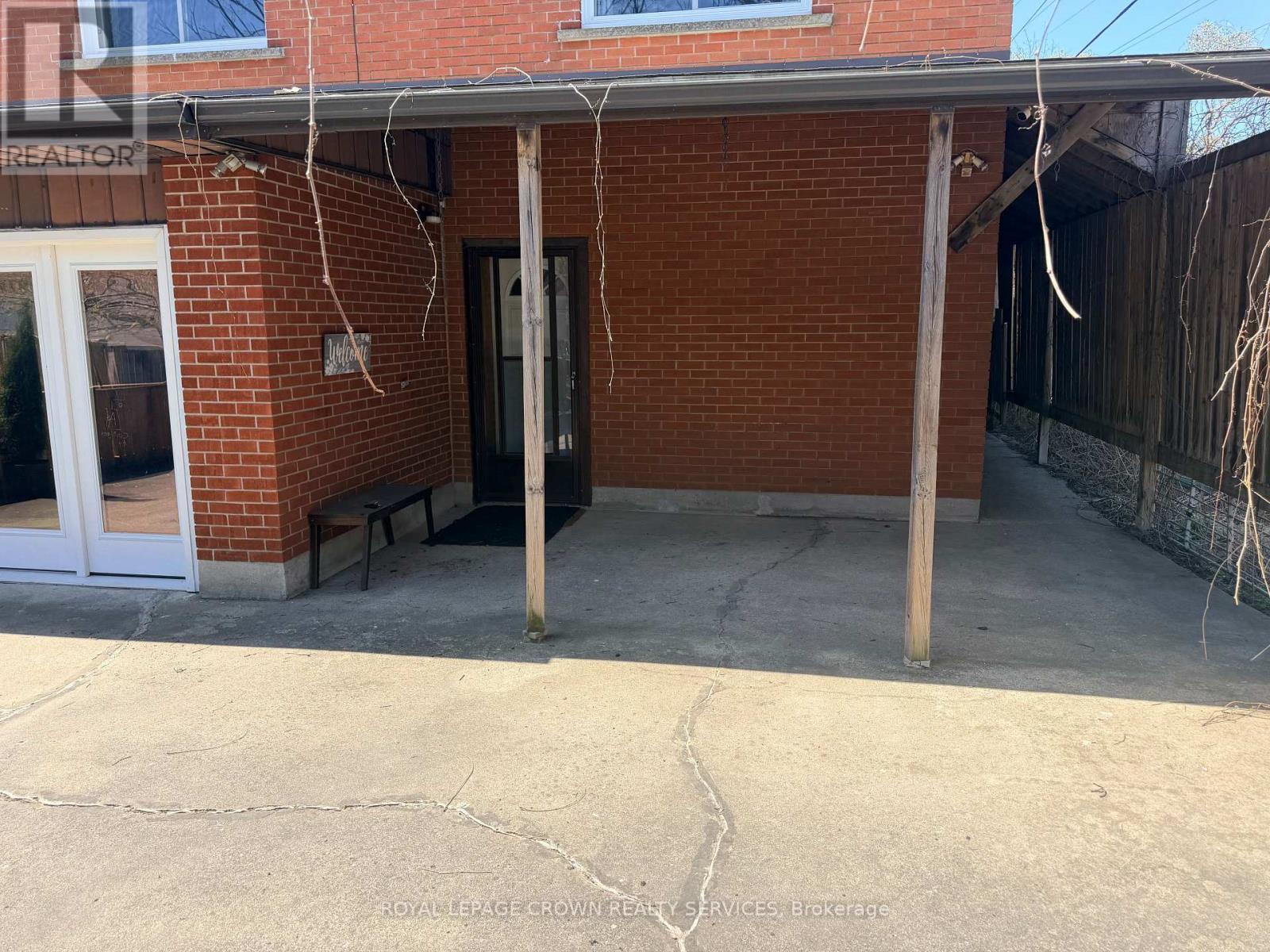 












5 - 34 BURN PLACE

,
Kitchener,




Ontario
N2M1Y9

