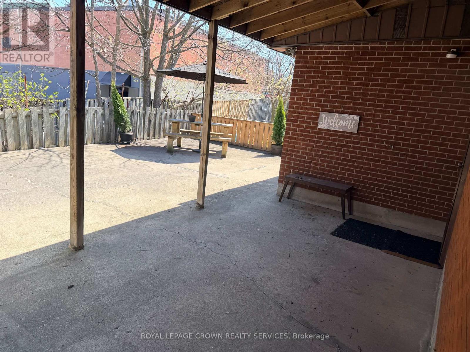












5 - 34 BURN PLACE

,
Kitchener,




Ontario
N2M1Y9

