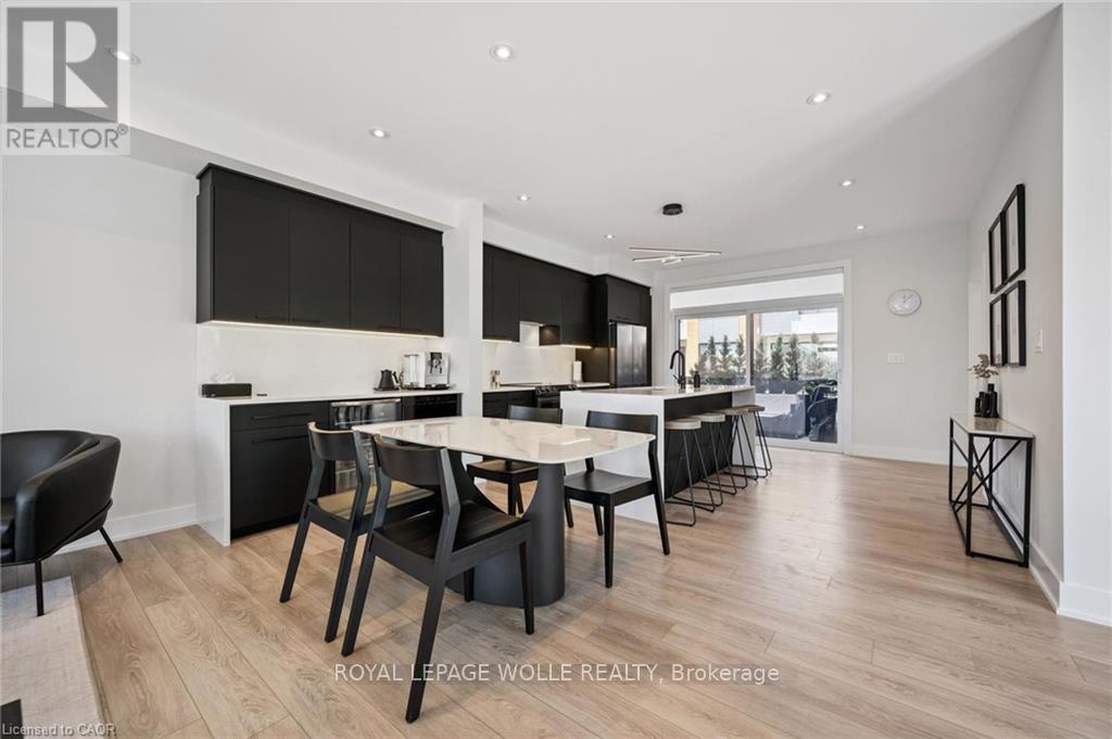 












42 - 271 GREY SILO ROAD

,
Waterloo,




Ontario
N2K0E9

