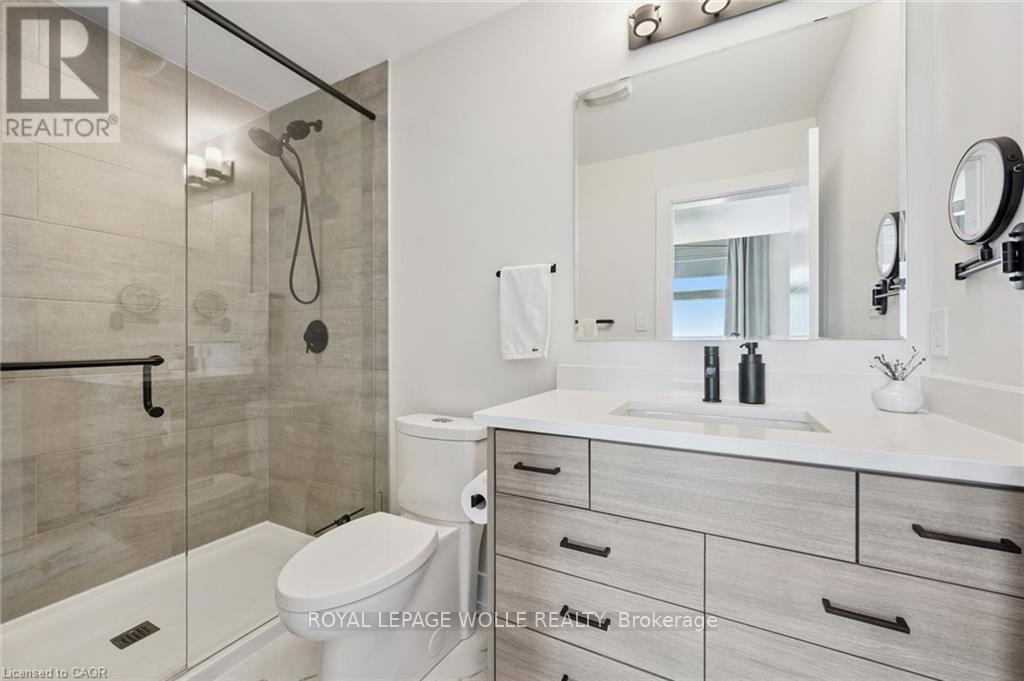 












42 - 271 GREY SILO ROAD

,
Waterloo,




Ontario
N2K0E9

