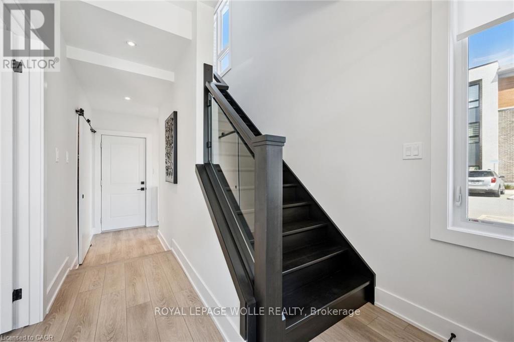 












42 - 271 GREY SILO ROAD

,
Waterloo,




Ontario
N2K0E9

