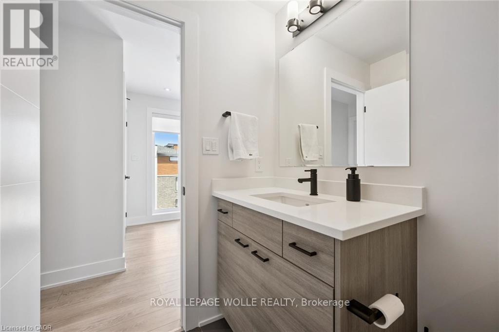 












42 - 271 GREY SILO ROAD

,
Waterloo,




Ontario
N2K0E9

