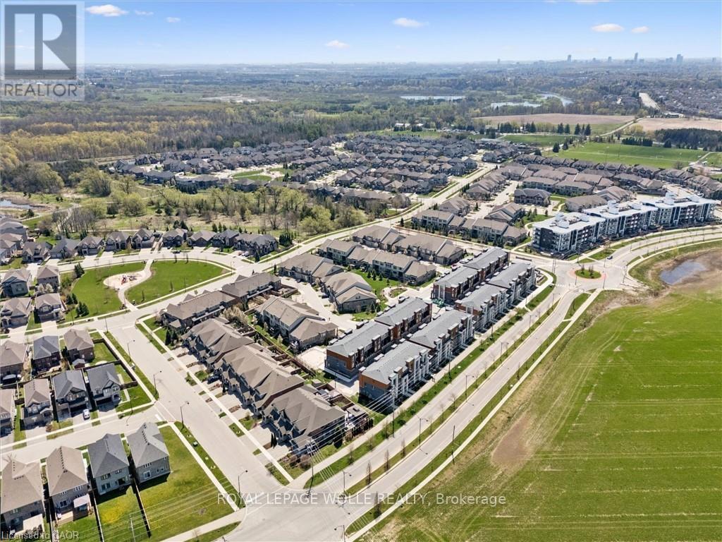 












42 - 271 GREY SILO ROAD

,
Waterloo,




Ontario
N2K0E9

