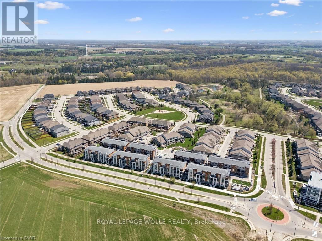 












42 - 271 GREY SILO ROAD

,
Waterloo,




Ontario
N2K0E9

