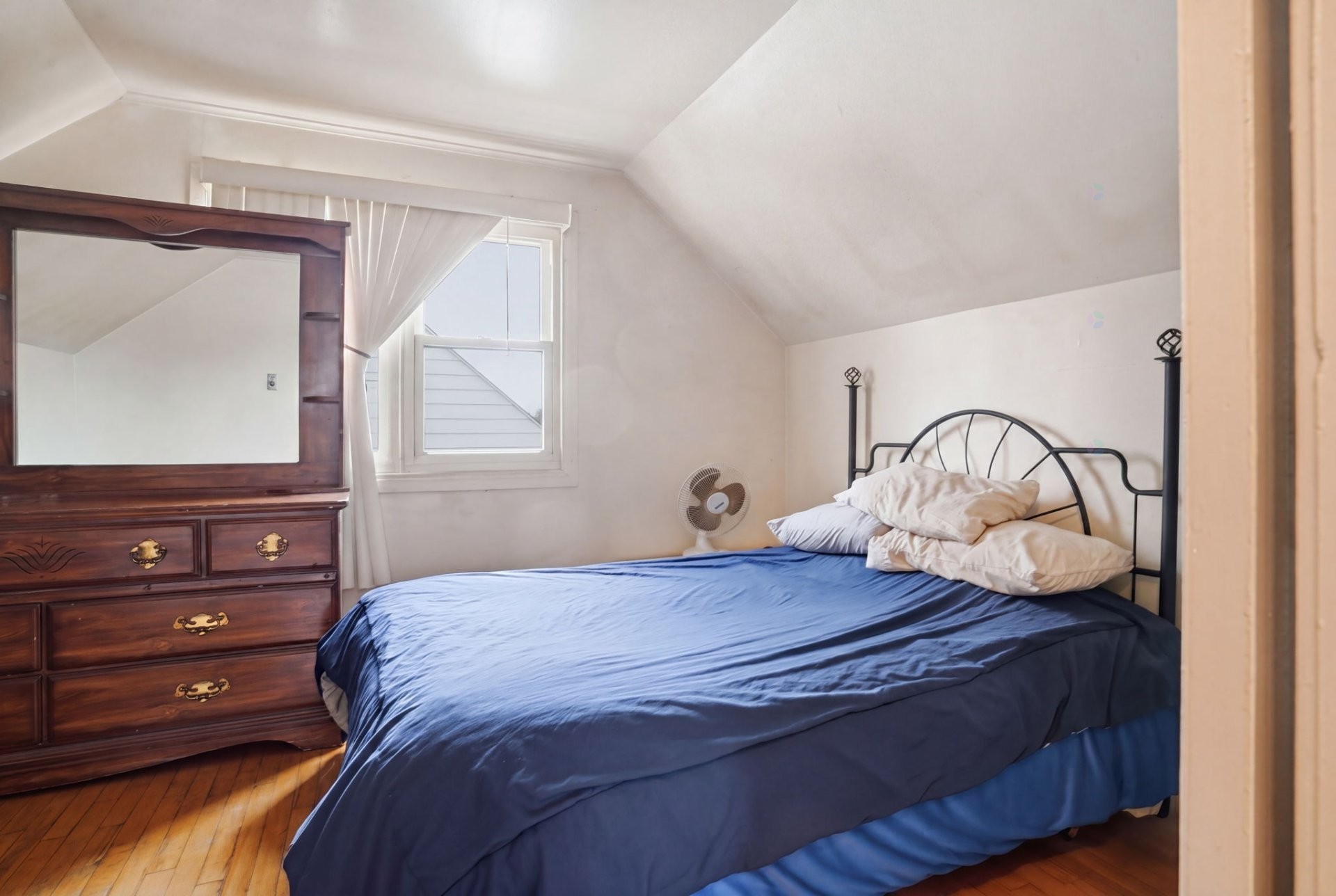 









17


Rue Lord-Aylmer

,
Gatineau (Aylmer),




QC
J9H3R8


