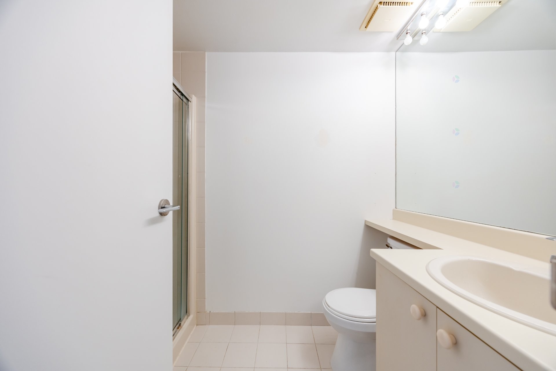 









200


Rue Hall

, 906,
Montréal (Verdun/Île-des-Soeurs),




QC
H3E1P3


