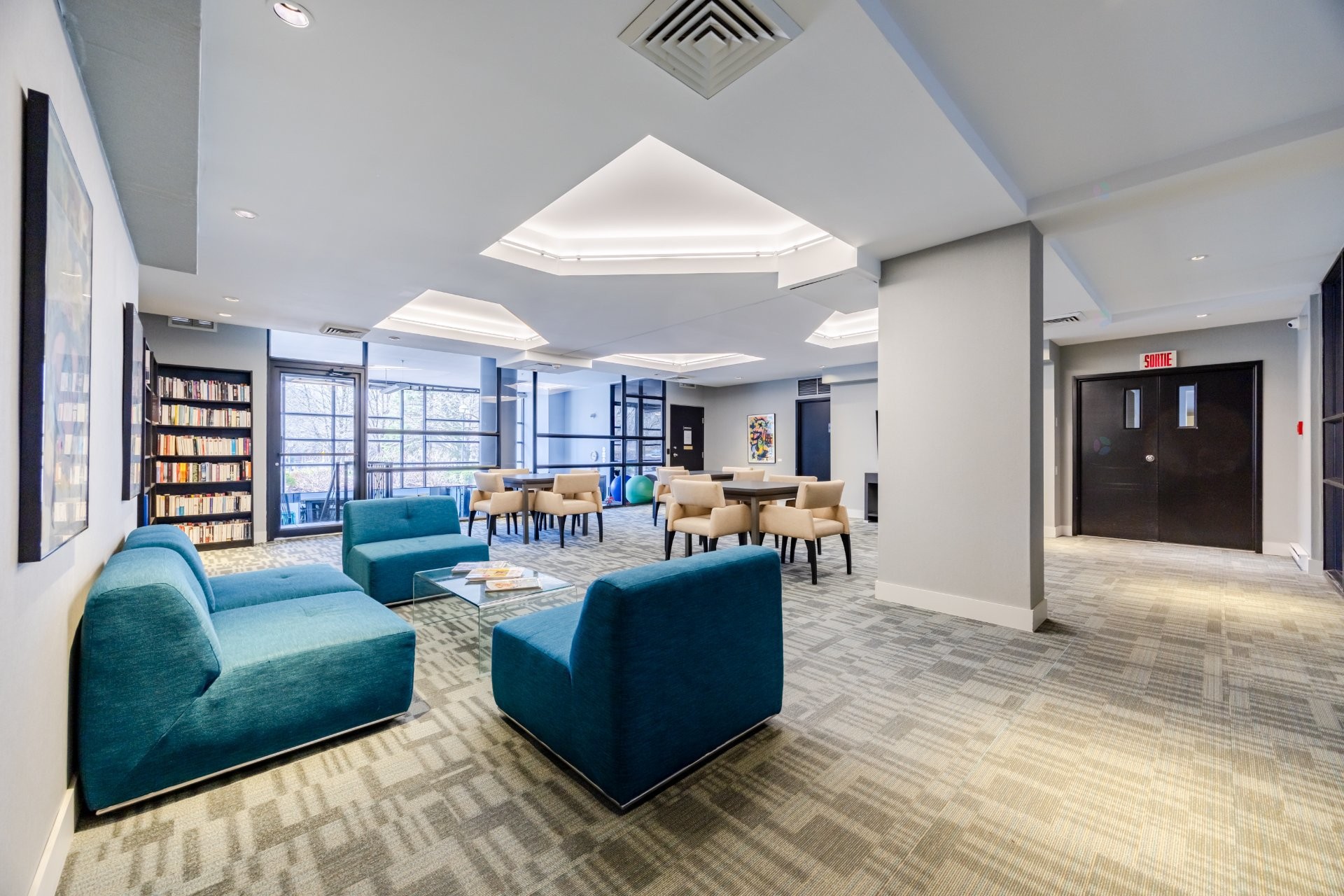 









200


Rue Hall

, 906,
Montréal (Verdun/Île-des-Soeurs),




QC
H3E1P3

