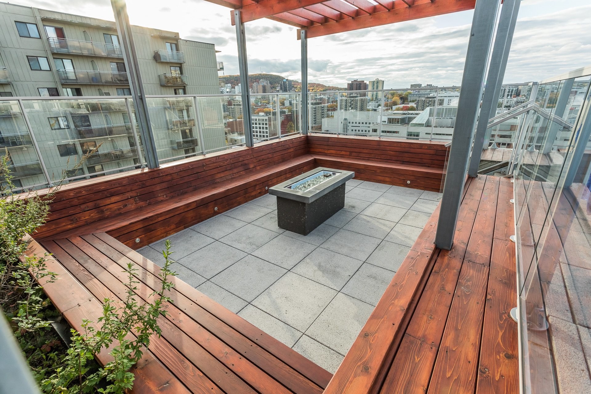 









1150


Rue St-Denis

, 1111,
Montréal (Ville-Marie),




QC
H2X0B3

