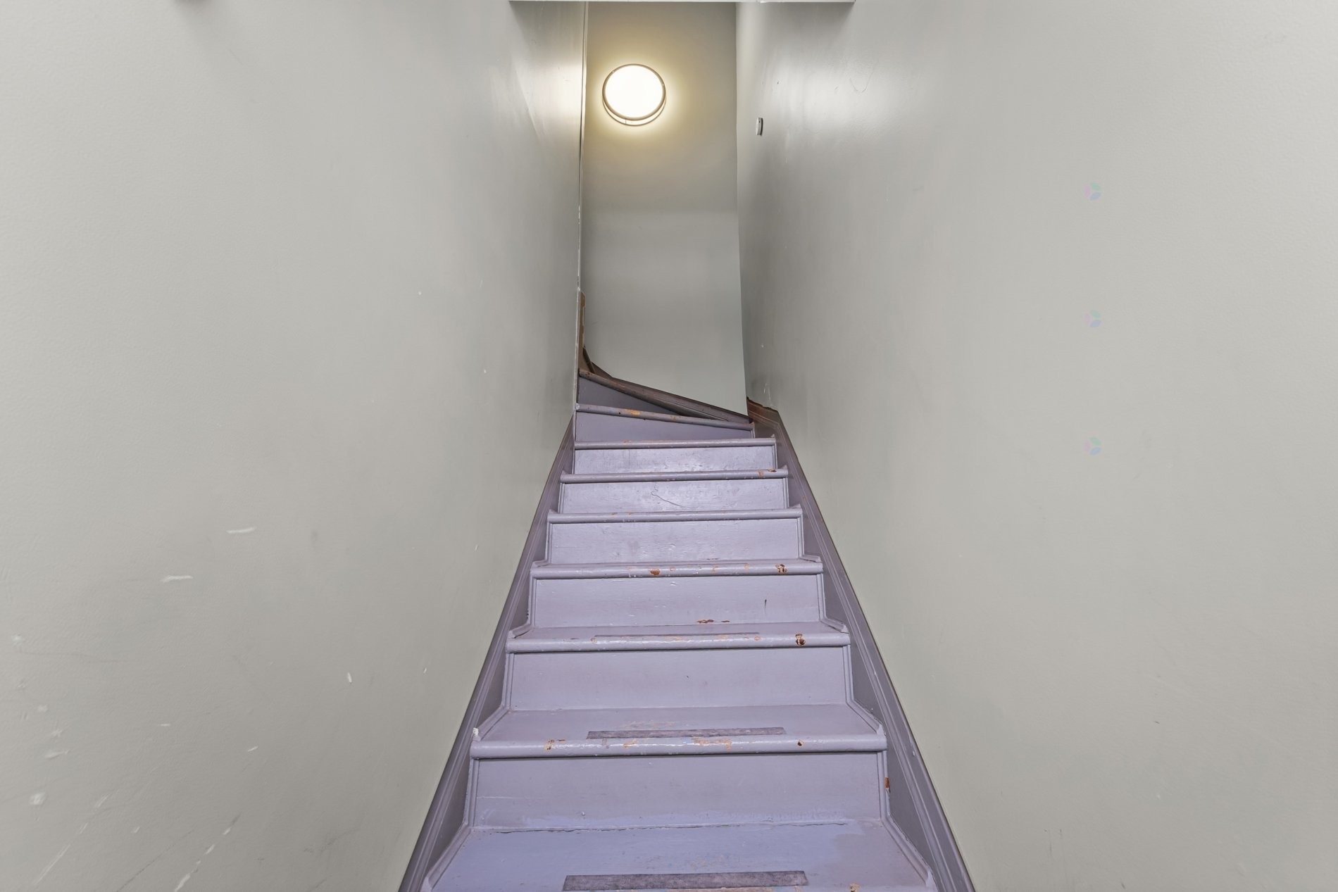 









564

 - 568


Av. Ash

,
Montréal (Le Sud-Ouest),




QC
H3K2R4

