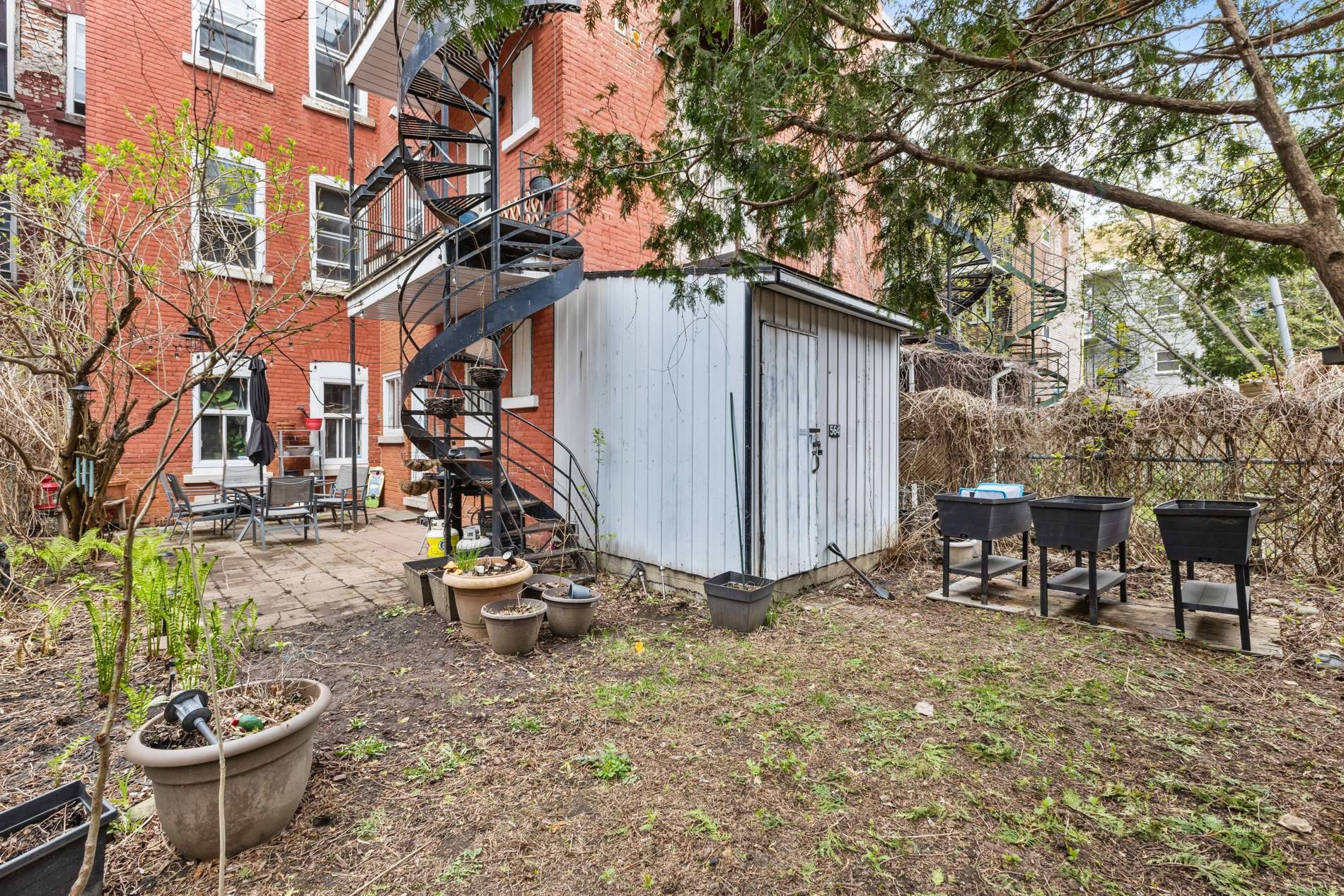 









564

 - 568


Av. Ash

,
Montréal (Le Sud-Ouest),




QC
H3K2R4

