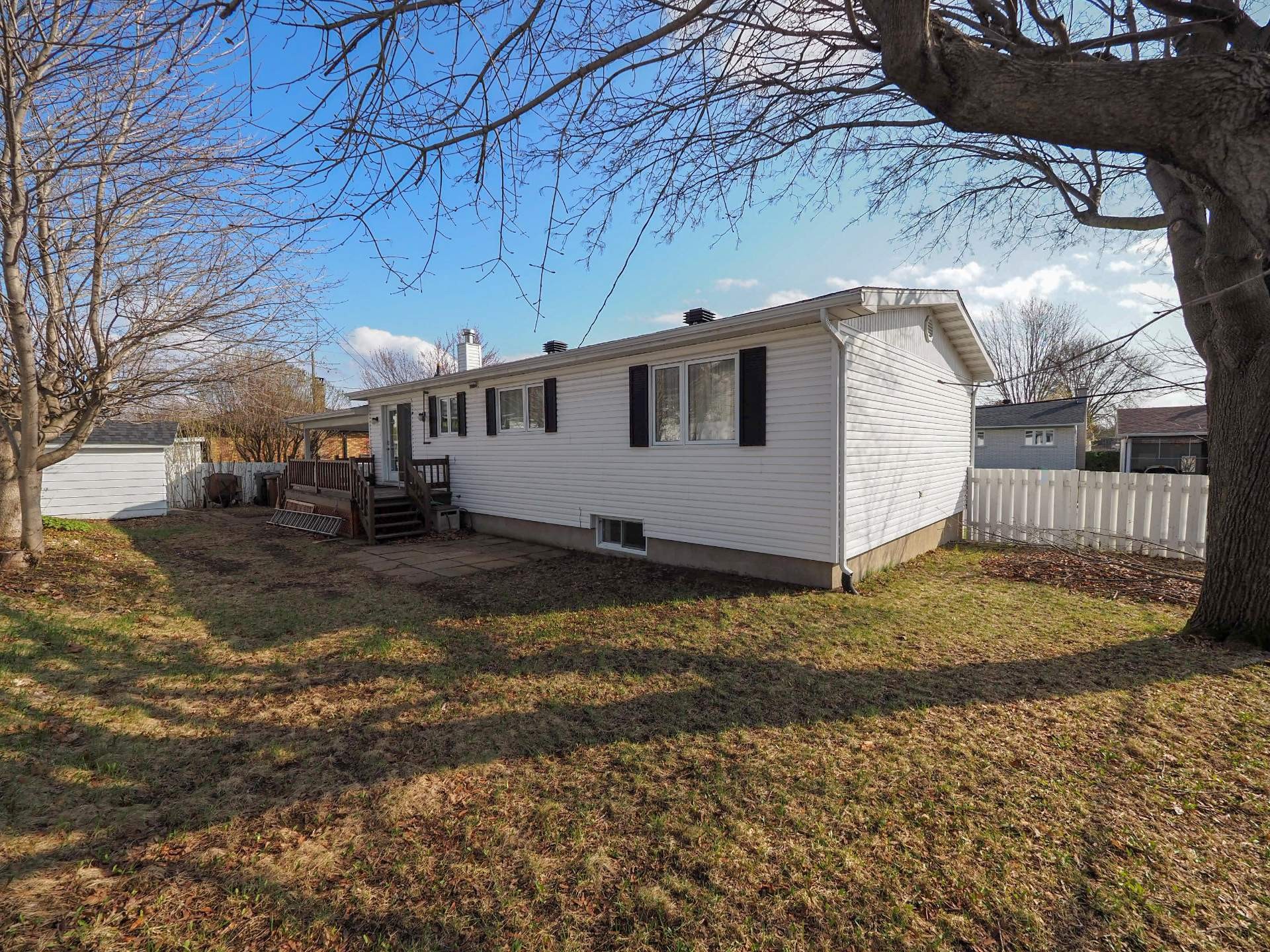 









496


Rue Milot

,
Trois-Rivières,




QC
G8T7M5

