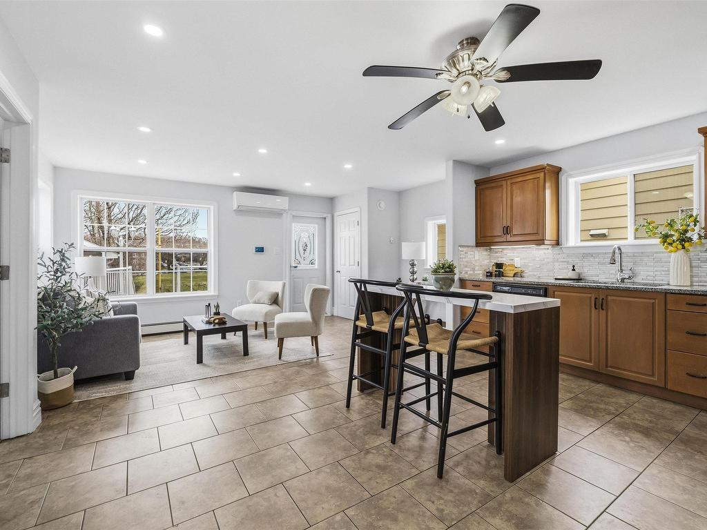 












3175 Micmac Street

,
Halifax,




NS
B3L 3W3

