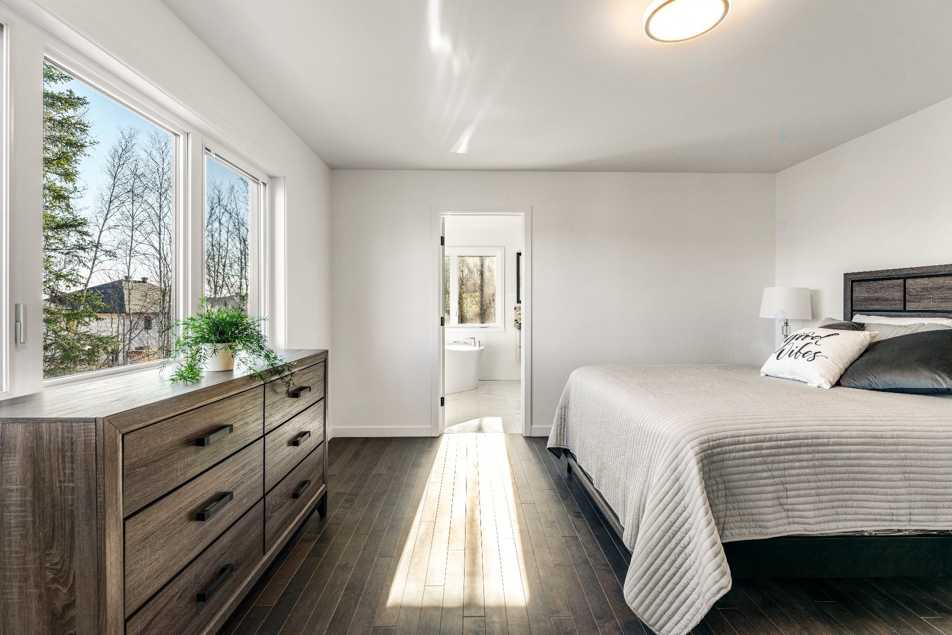 









1448


Rue Alice-Campbell

,
Sherbrooke (Les Nations),




QC
J1L0K3

