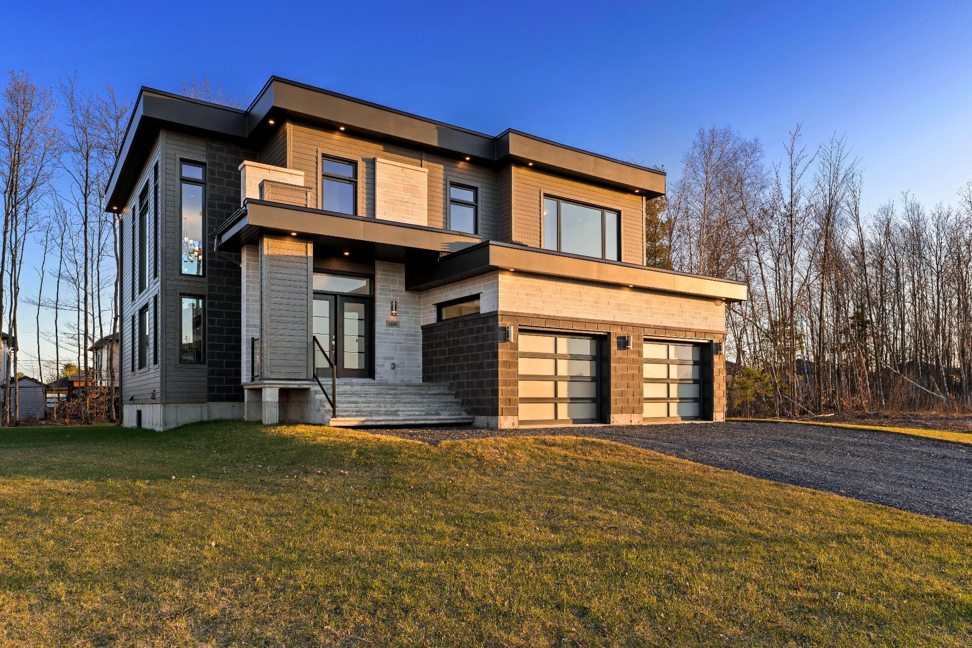 









1448


Rue Alice-Campbell

,
Sherbrooke (Les Nations),




QC
J1L0K3

