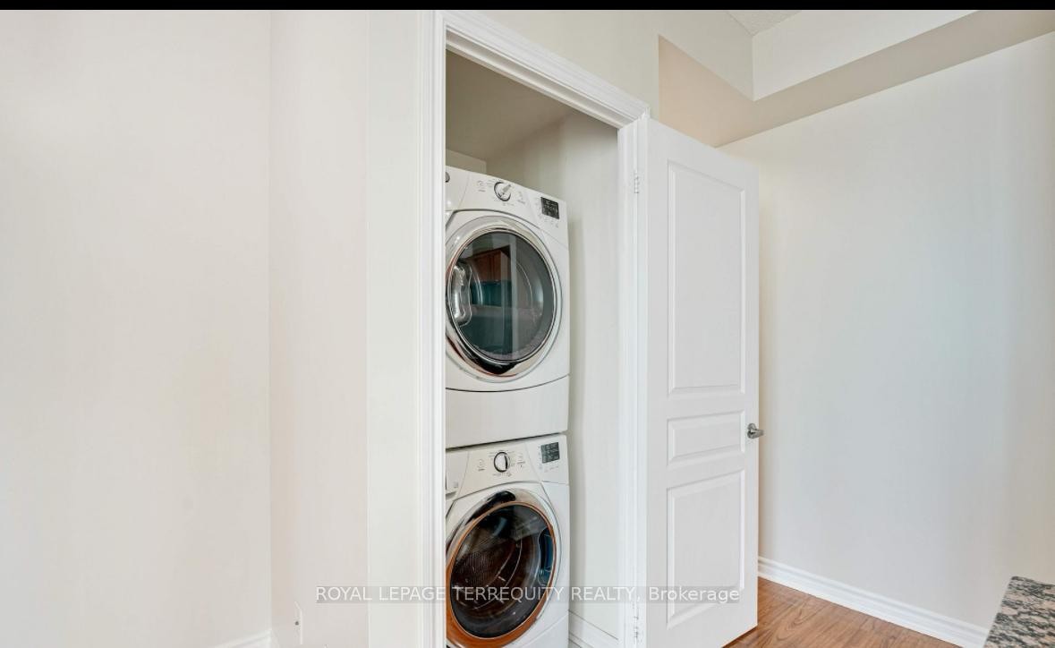 









3525


Kariya

Drive, 2509,
Mississauga,




ON
L5B 0C2

