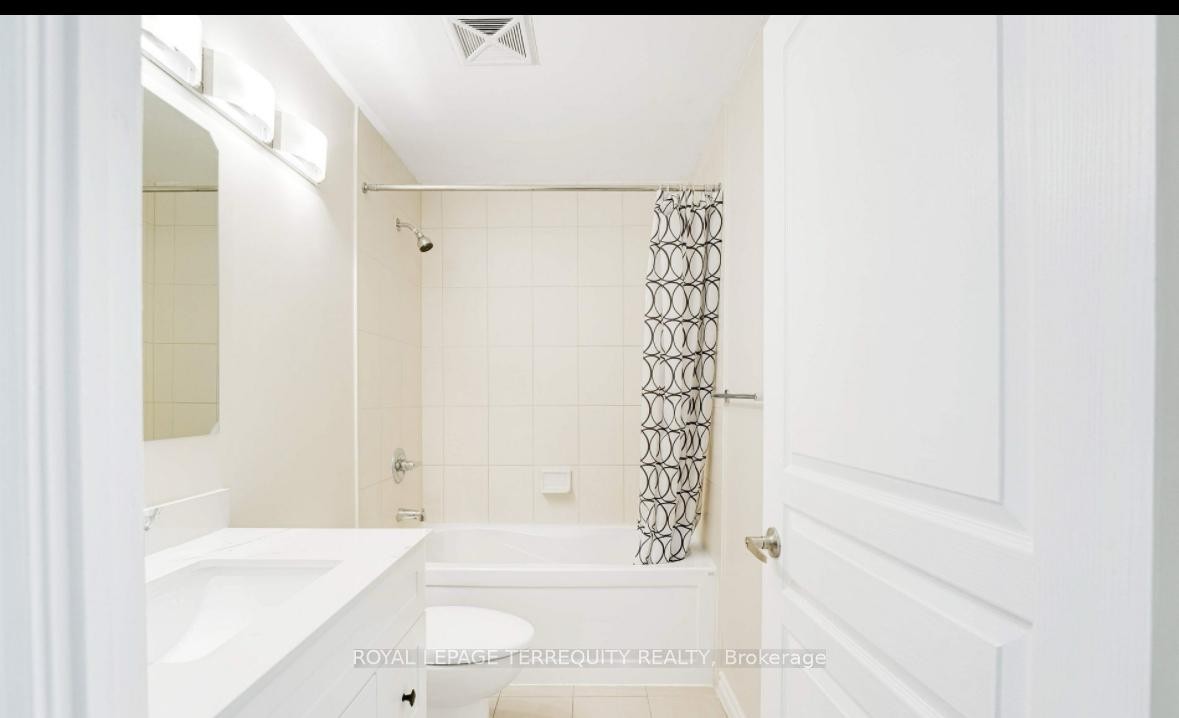 









3525


Kariya

Drive, 2509,
Mississauga,




ON
L5B 0C2

