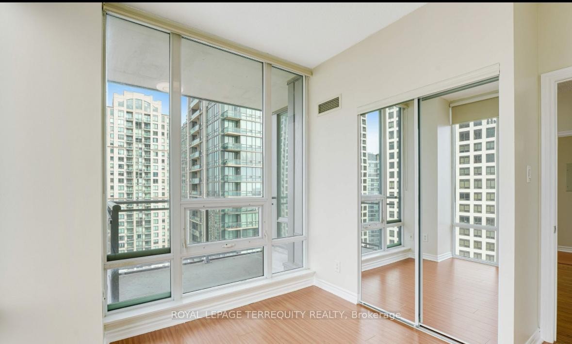 









3525


Kariya

Drive, 2509,
Mississauga,




ON
L5B 0C2

