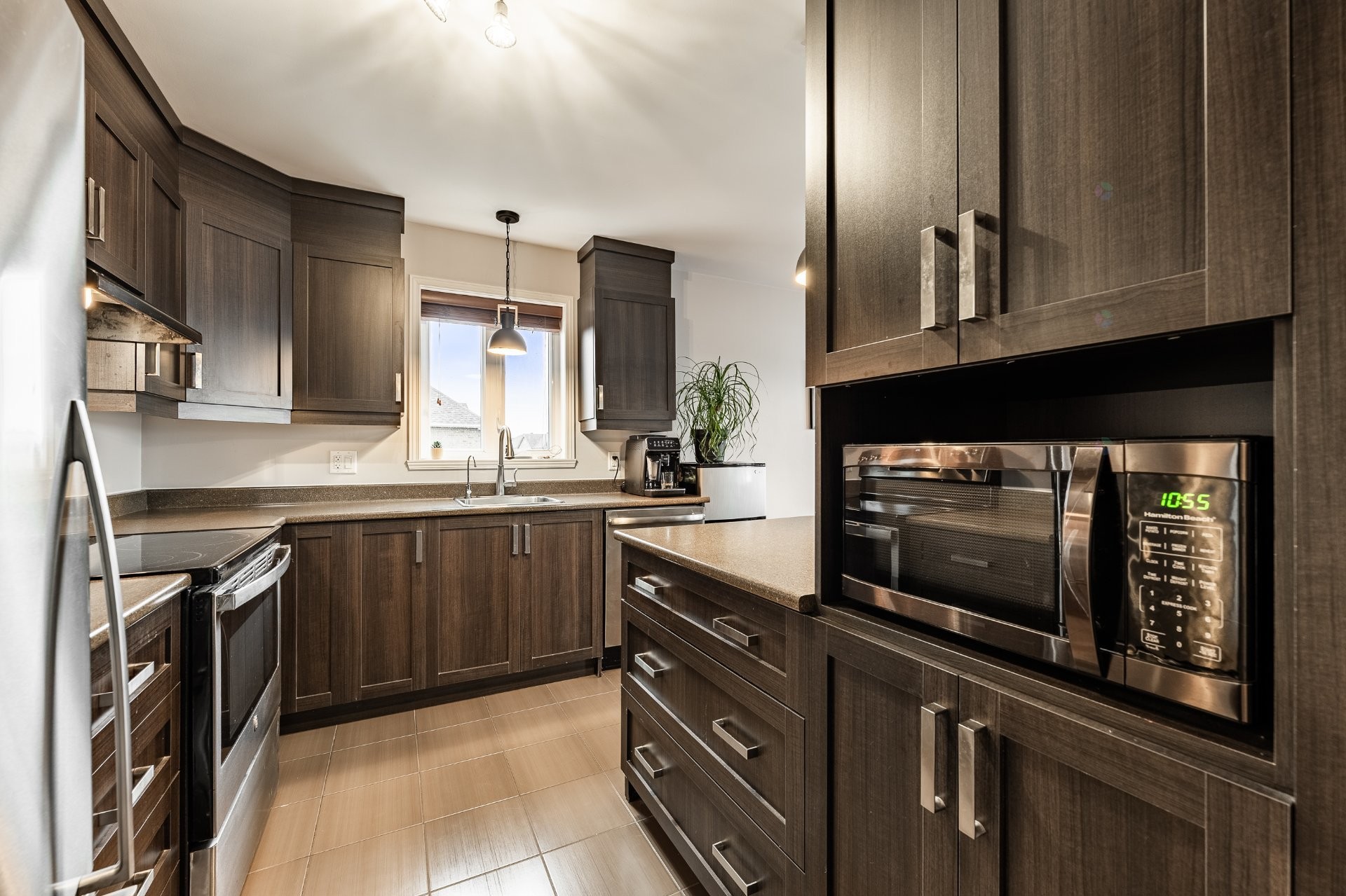 









244


Rue du Cardinal

,
Saint-Amable,




QC
J0L1N0

