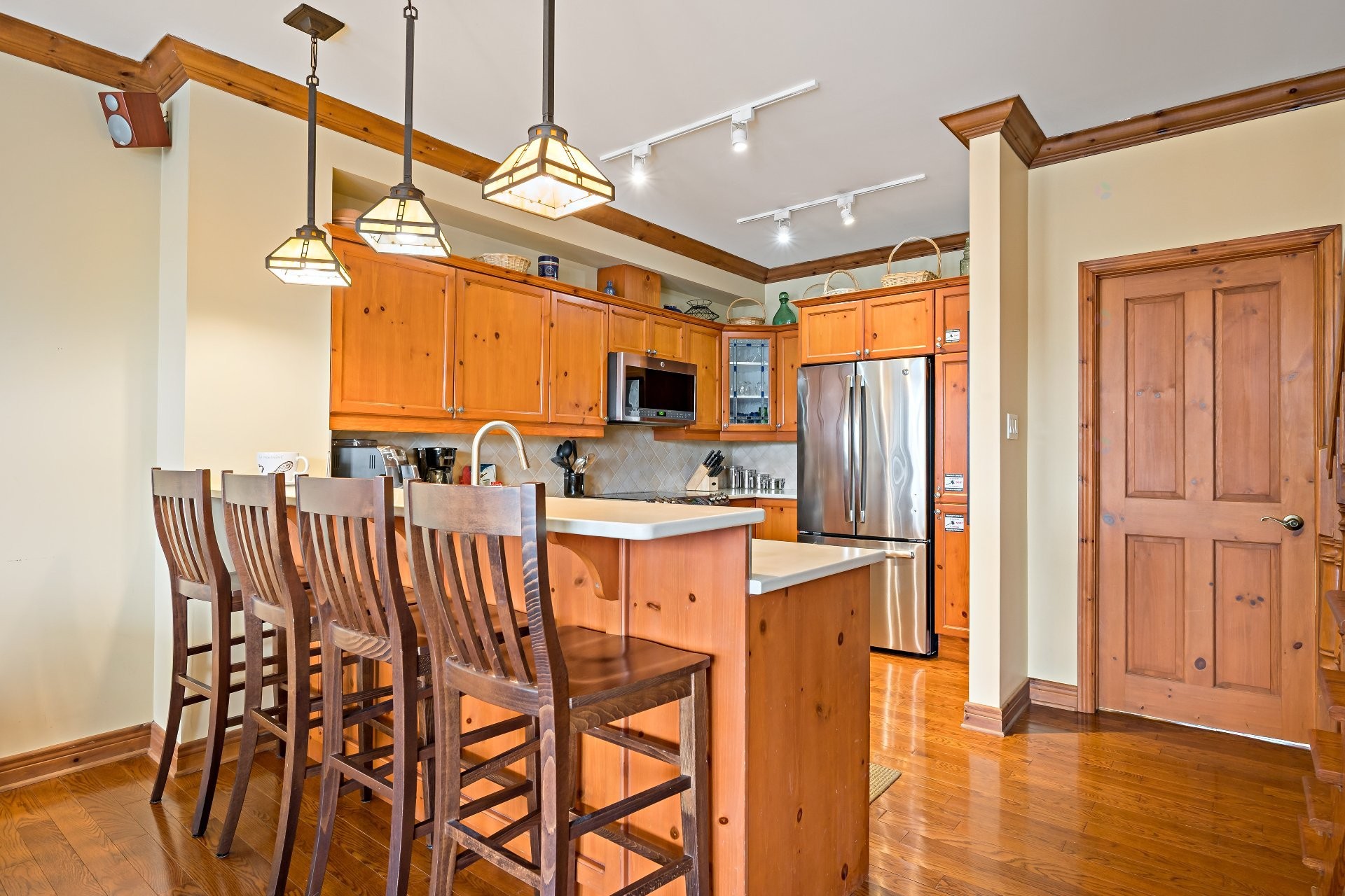 









225


Rue du Mont-Plaisant

, 2,
Mont-Tremblant,




QC
J8E1L2

