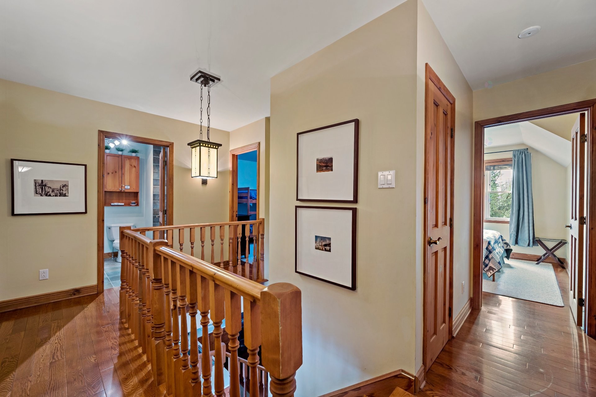 









225


Rue du Mont-Plaisant

, 2,
Mont-Tremblant,




QC
J8E1L2

