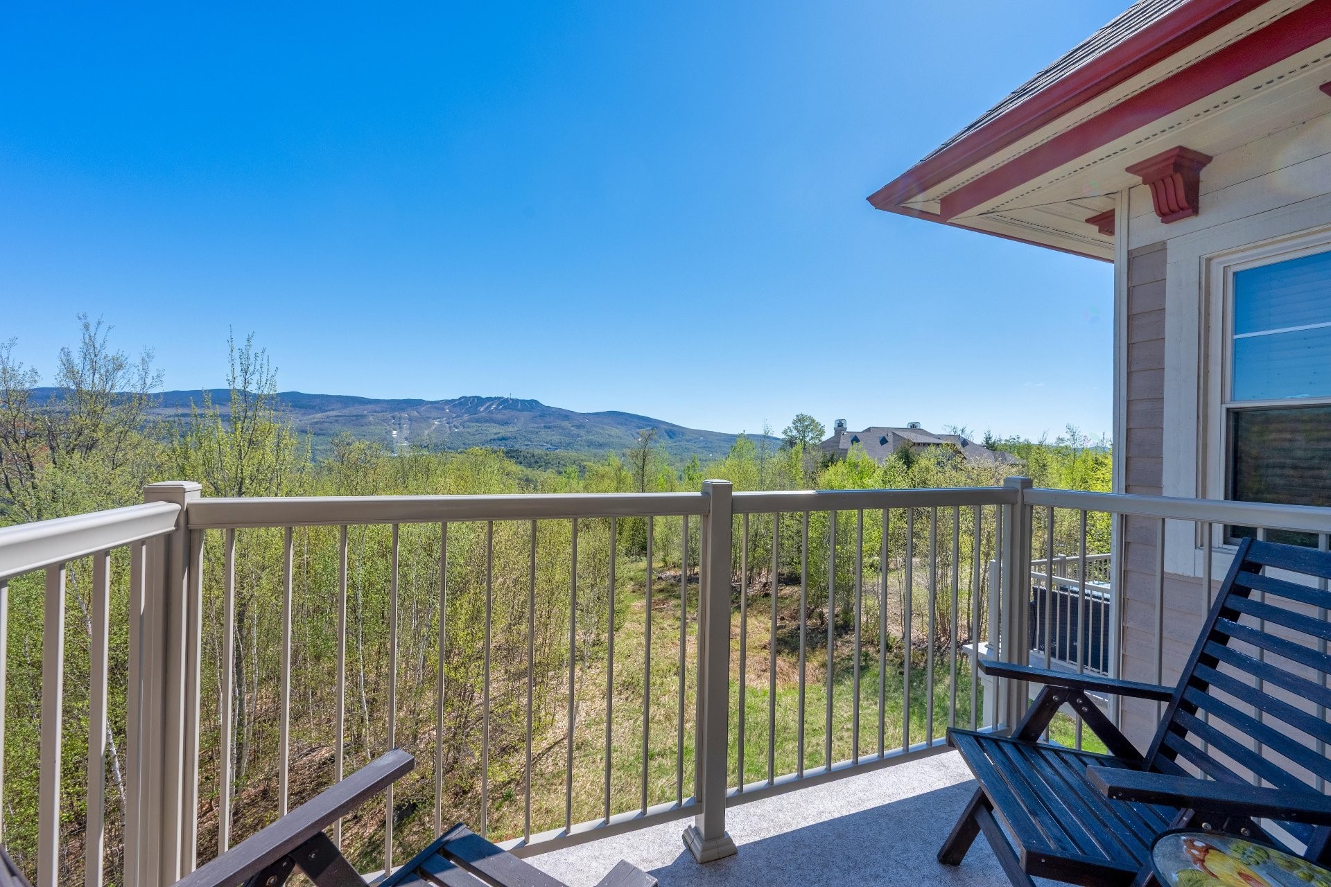 









225


Rue du Mont-Plaisant

, 2,
Mont-Tremblant,




QC
J8E1L2

