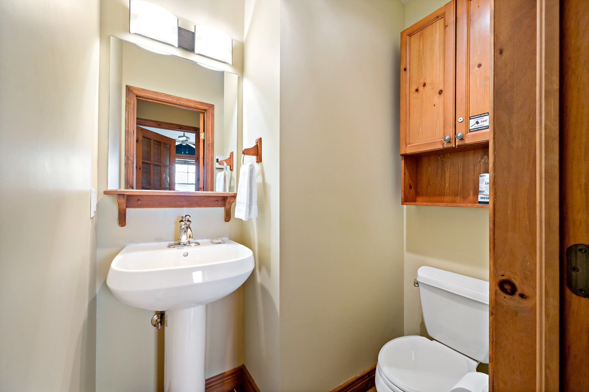 









225


Rue du Mont-Plaisant

, 2,
Mont-Tremblant,




QC
J8E1L2

